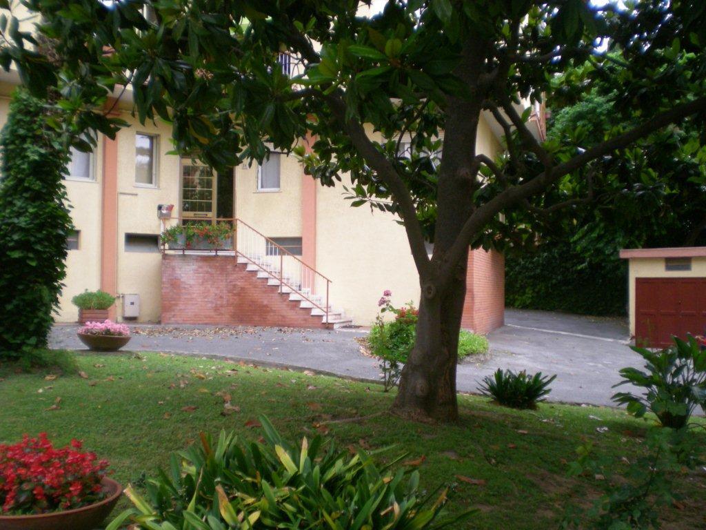 Casa Grandis Dimora Di Charme Nel Cuore Di Bordighera Lägenhet Exteriör bild