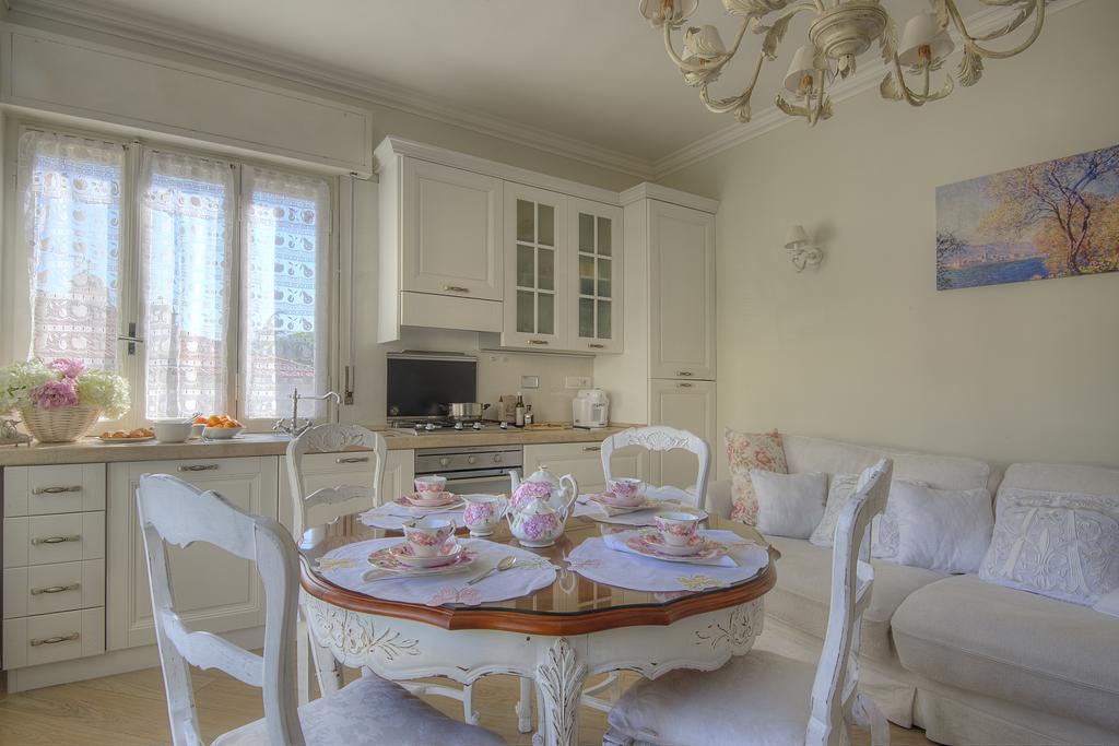 Casa Grandis Dimora Di Charme Nel Cuore Di Bordighera Lägenhet Exteriör bild